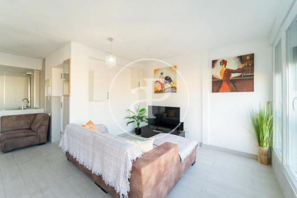 Piso en avenida Alcoi