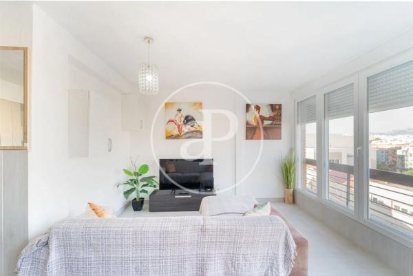 Piso en avenida Alcoi