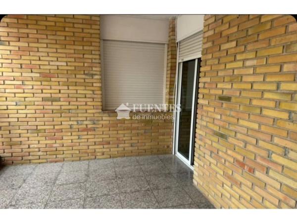 Piso en calle Rosello