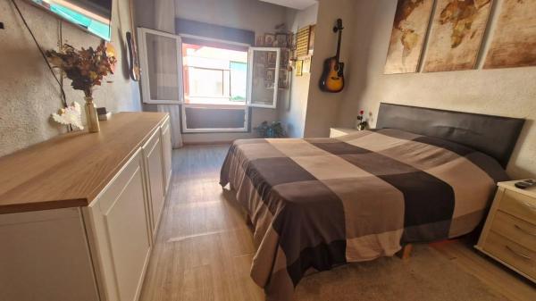 Piso en calle General Espartero, 27