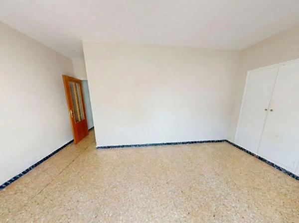 Piso en Barrio Carolinas Bajas