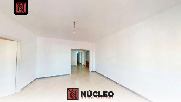 Piso en Barrio Carolinas Bajas