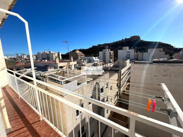 Piso en calle de San Carlos