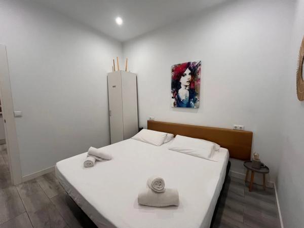 Piso en calle Elda, 3