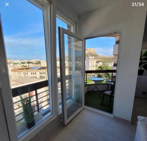 Piso en avenida Alcoi, 9