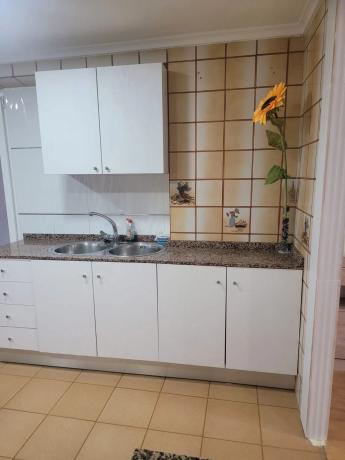 Piso en avenida Alcoi, 9