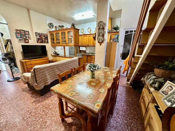 Chalet adosado en calle Espronceda