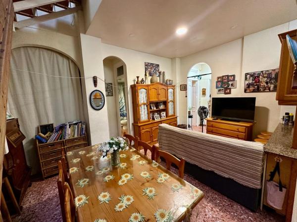 Chalet adosado en calle Espronceda