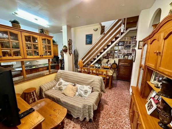 Chalet adosado en calle Espronceda