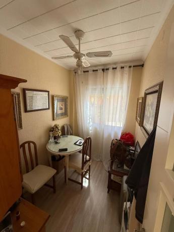 Piso en calle Jaime Segarra