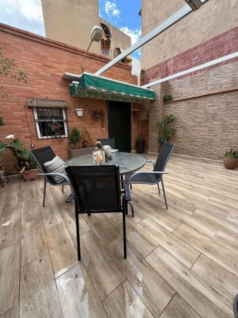 Piso en calle Jaime Segarra