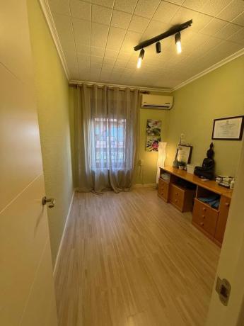 Piso en calle Jaime Segarra