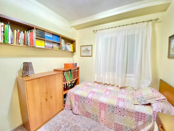 Piso en Barrio Carolinas Bajas