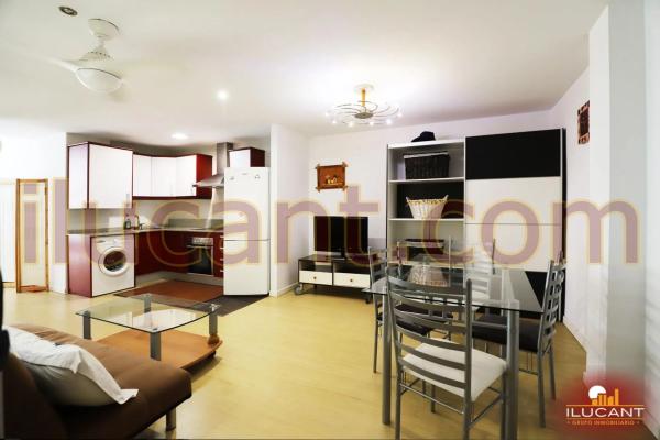 Estudio en Barrio Carolinas Bajas