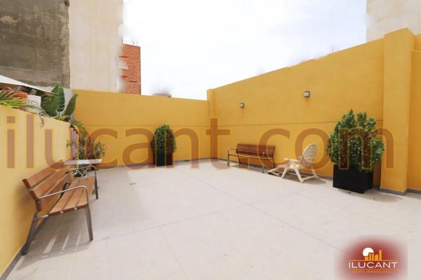 Estudio en Barrio Carolinas Bajas