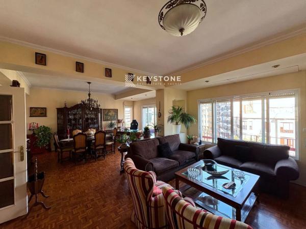 Piso en avenida de Federico Soto