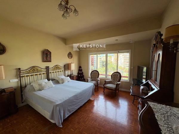 Piso en avenida de Federico Soto