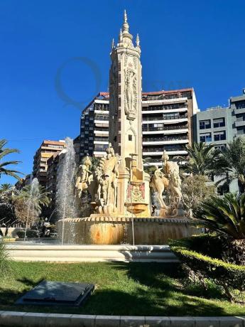 Piso en avenida Alfonso El Sabio