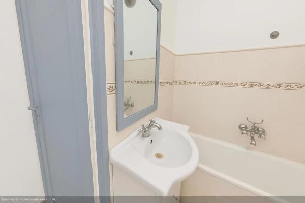 Piso en calle Girona, 3