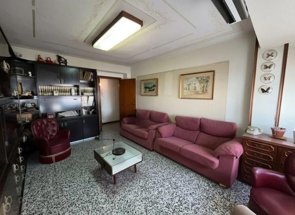 Piso en Barrio Mercado