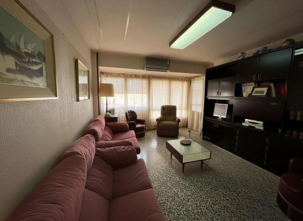 Piso en Barrio Mercado