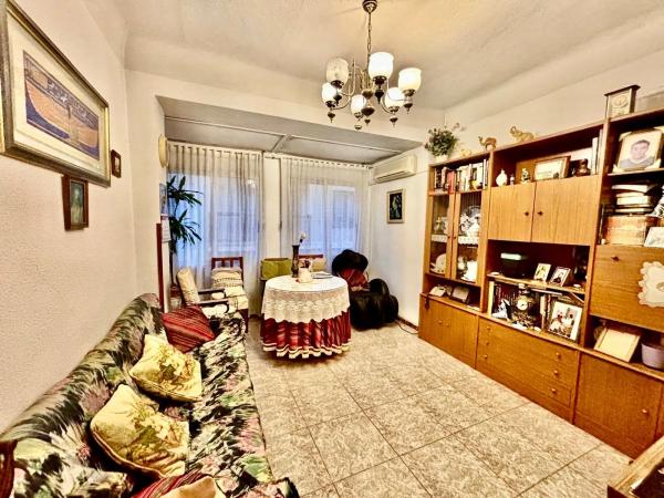 Piso en calle Valdés