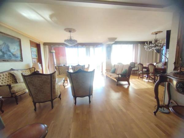 Piso en avenida de Ramón y Cajal