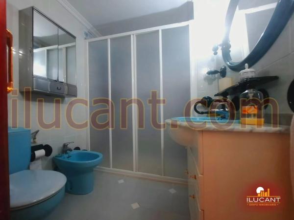 Piso en Barrio Mercado