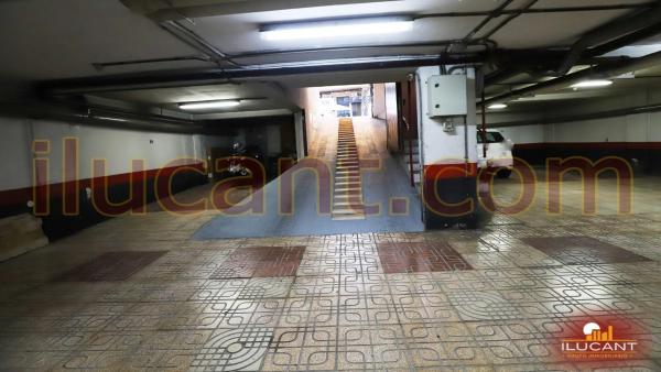 Piso en Barrio Mercado