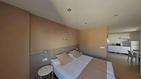 Estudio en calle Poeta Vila y Blanco