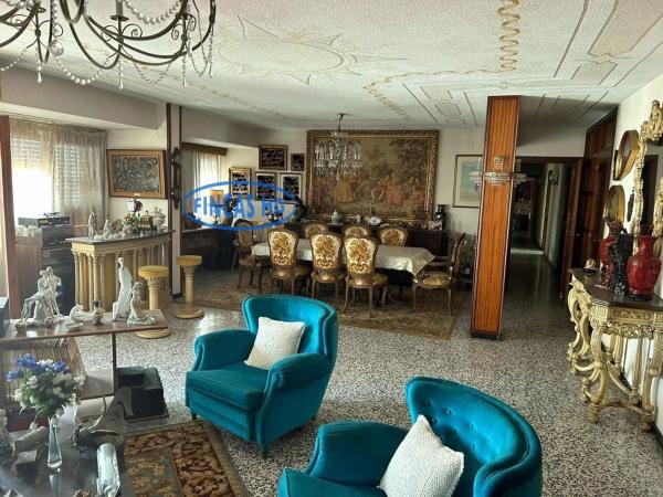 Piso en Barrio Mercado