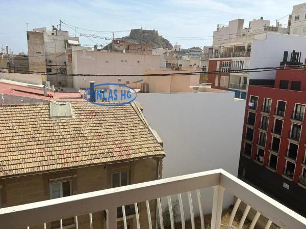 Piso en Barrio Mercado