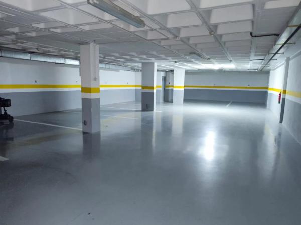 Piso en avenida de Ramón y Cajal, 12