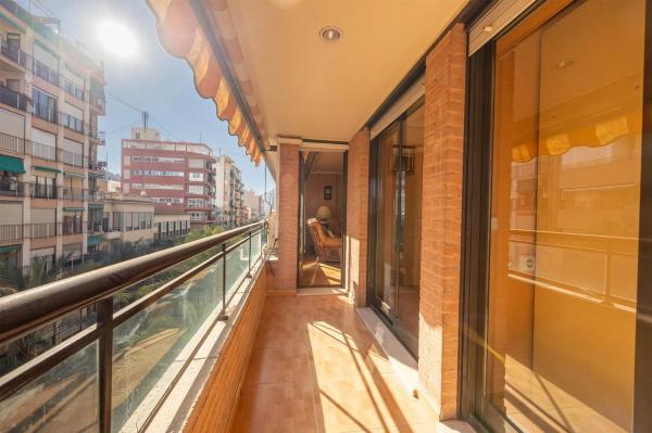 Piso en calle San Vicente