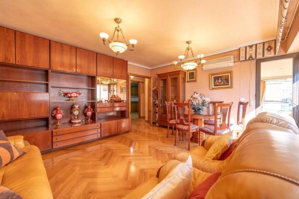 Piso en calle San Vicente