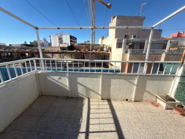 Piso en calle Navas, 16