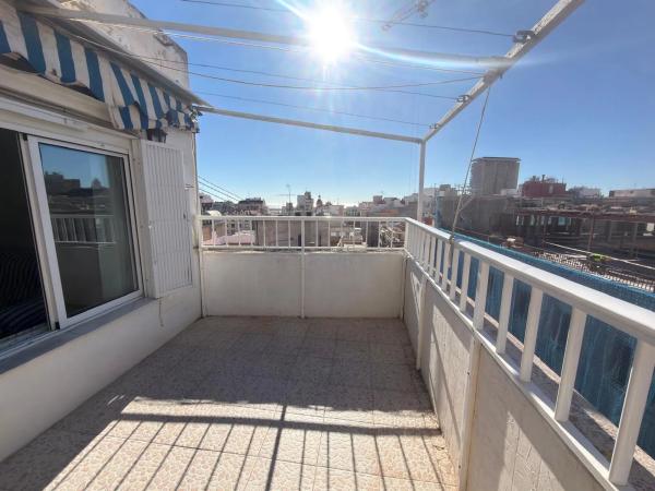 Piso en calle Navas, 16