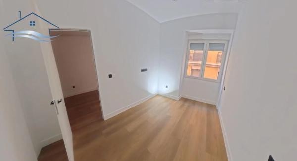 Piso en calle Castaños