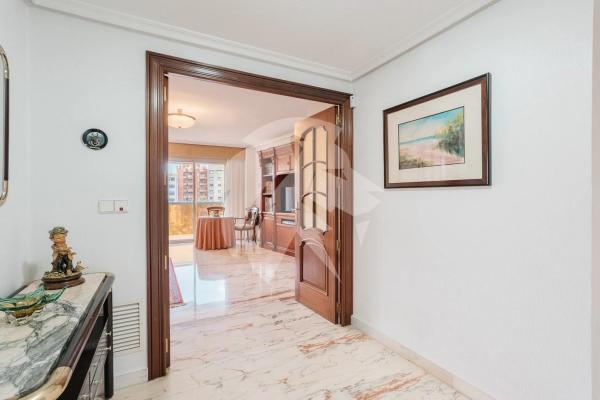 Piso en plaza de los Luceros