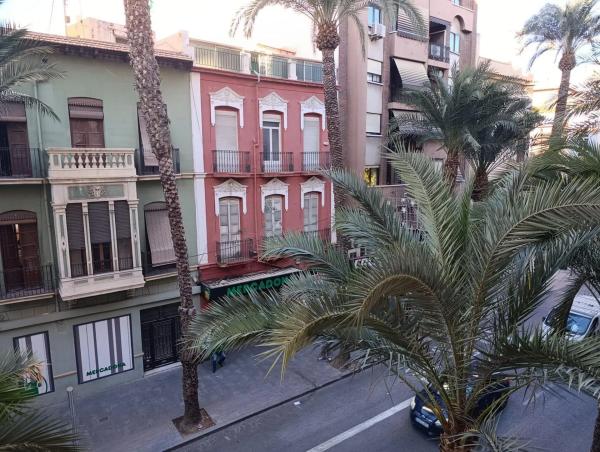 Piso en Barrio Mercado