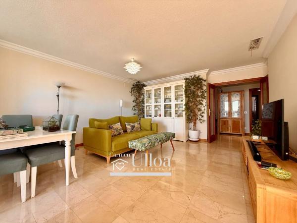 Piso en avenida del Doctor Gadea