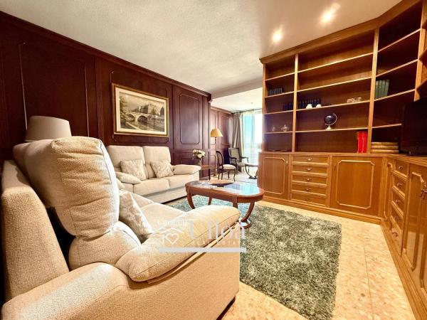 Piso en avenida del Doctor Gadea