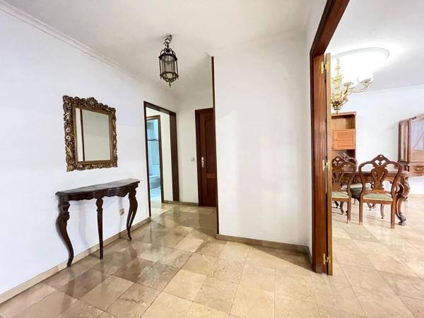 Piso en calle Calderón de la Barca