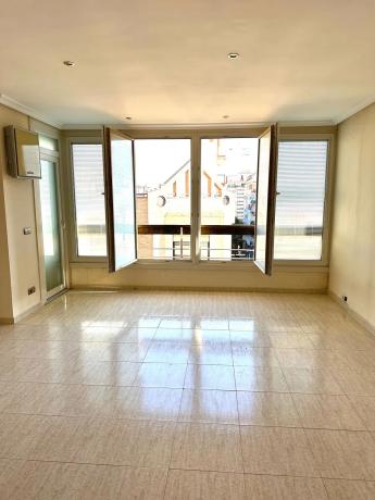 Piso en calle Pintor Aparicio