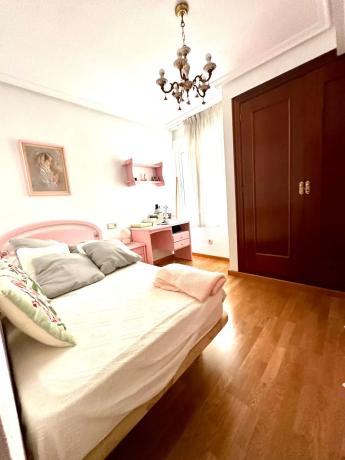 Piso en avenida de Ramón y Cajal