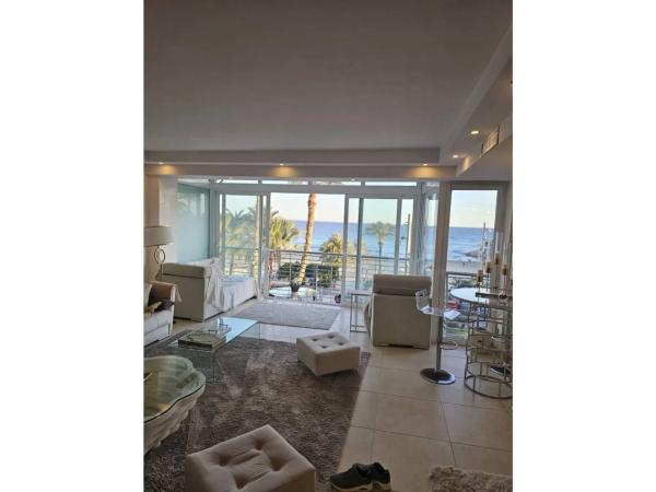 Piso en avenida Juan Bautista Lafora