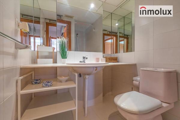 Piso en calle Poeta Carmelo Calvo