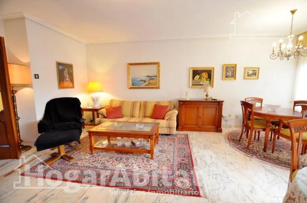 Piso en plaza de los Luceros