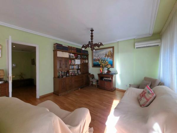 Piso en calle Orense