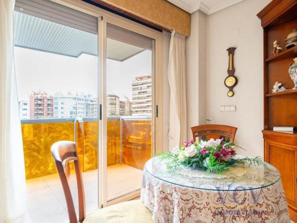 Piso en plaza de los Luceros